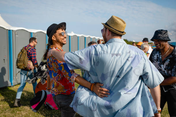 Best Portable restroom trailer rental  in Elsmere, DE