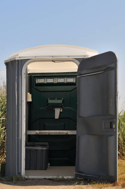Portable Toilet Options We Offer in Elsmere, DE