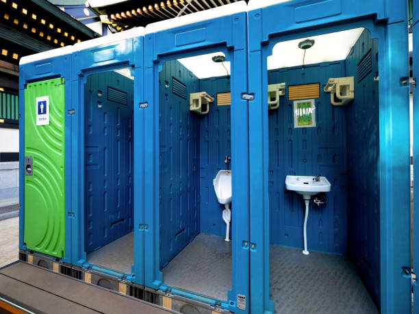 Best Restroom trailer rental cost  in Elsmere, DE
